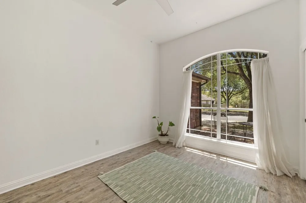 10336 Channel Island Drive Austin, TX 78747