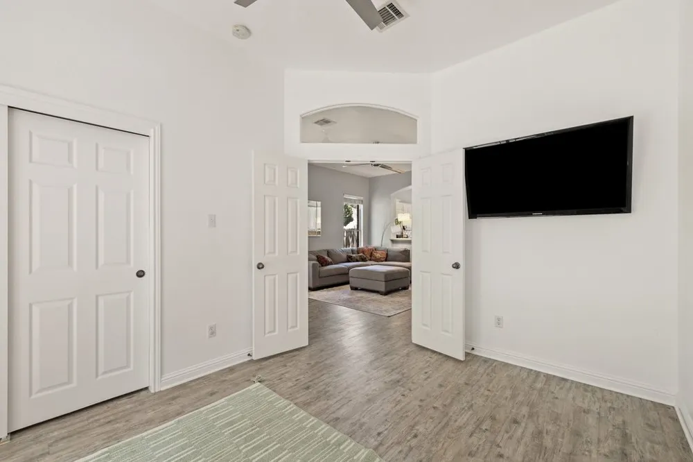 10336 Channel Island Drive Austin, TX 78747