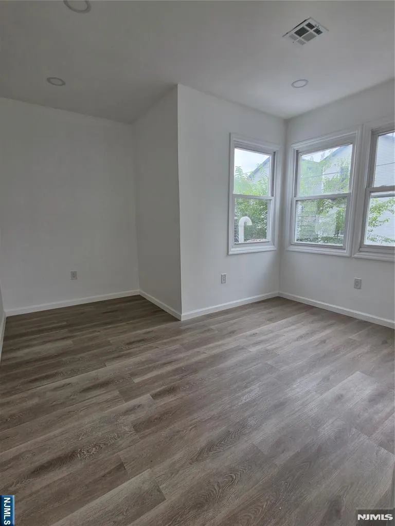 232 Harrison Avenue Harrison, NJ 07029