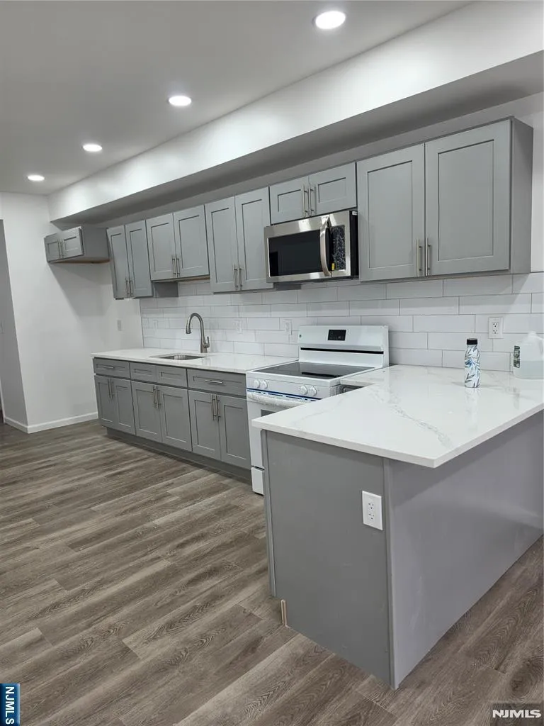 232 Harrison Avenue Harrison, NJ 07029