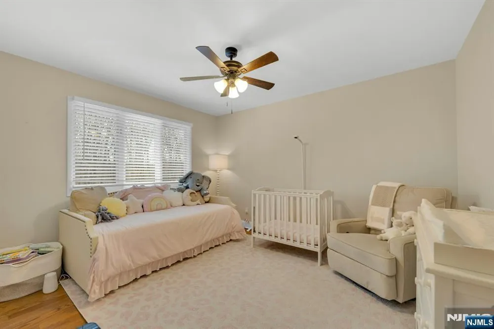 359 Hillview Terrace Franklin Lakes, NJ 07417