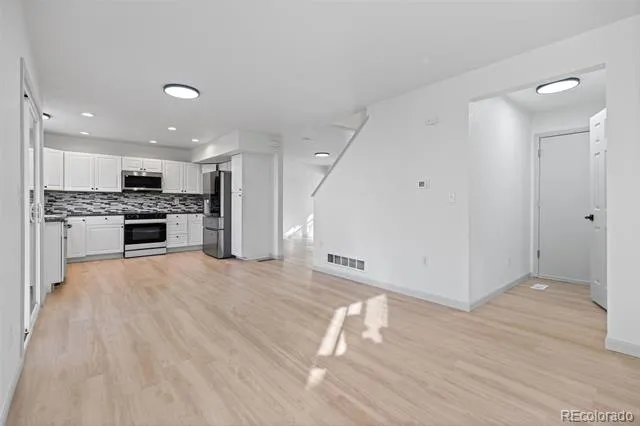 4215 S Ireland Court Aurora, CO 80013