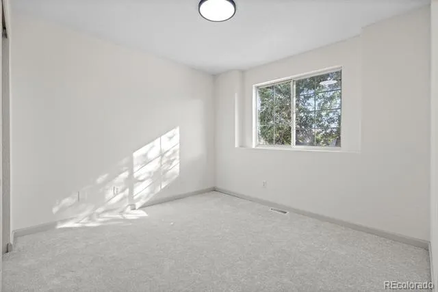 4215 S Ireland Court Aurora, CO 80013