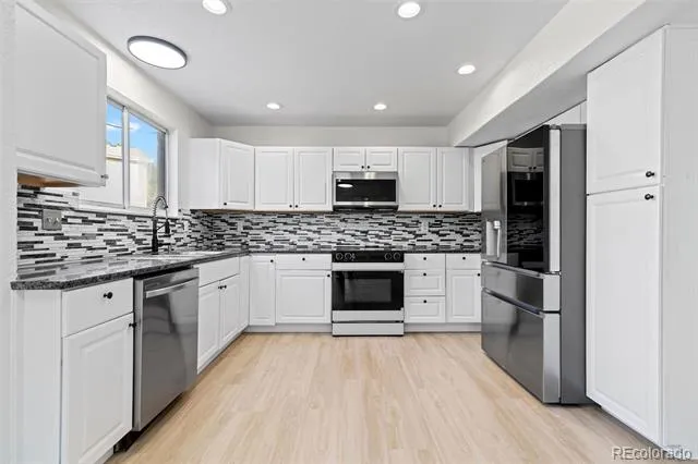 4215 S Ireland Court Aurora, CO 80013