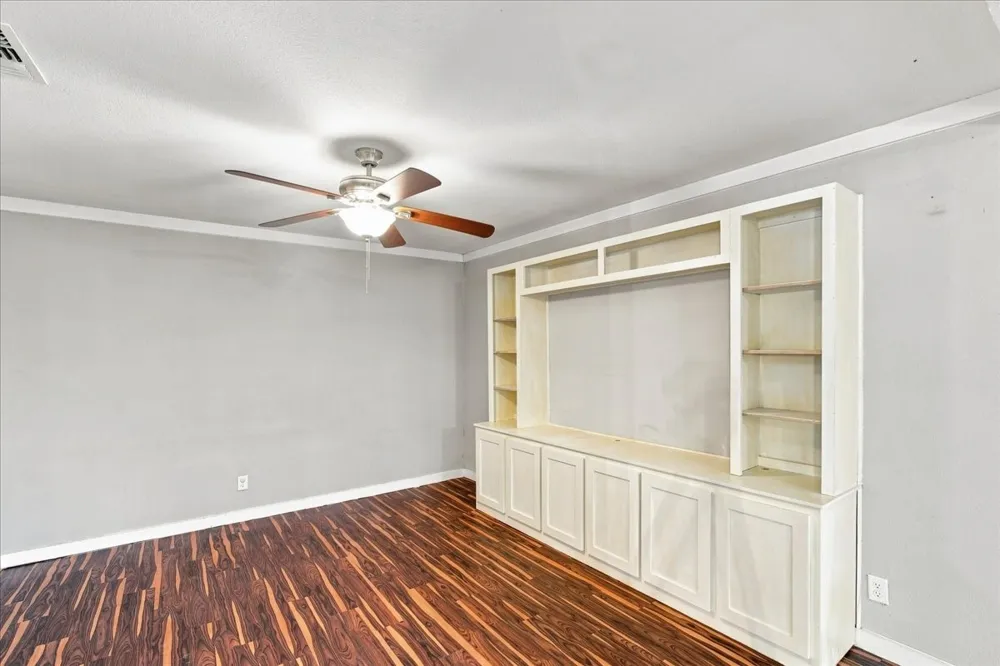 544 Dison Drive Robinson, TX 76706