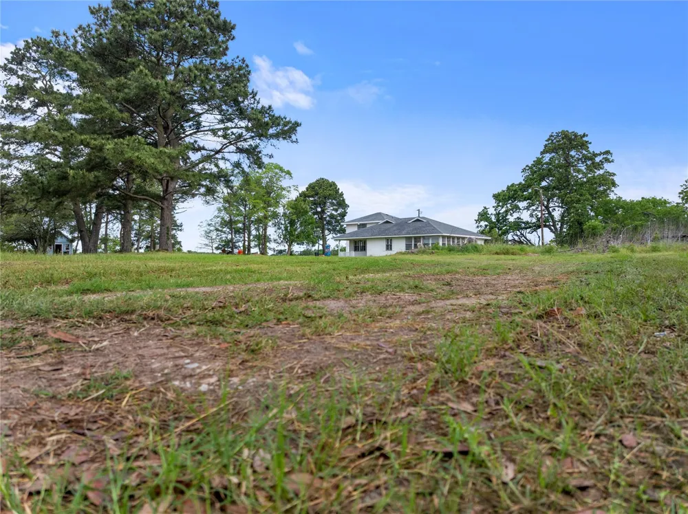 36622 Tompkins Road Hempstead, TX 77445