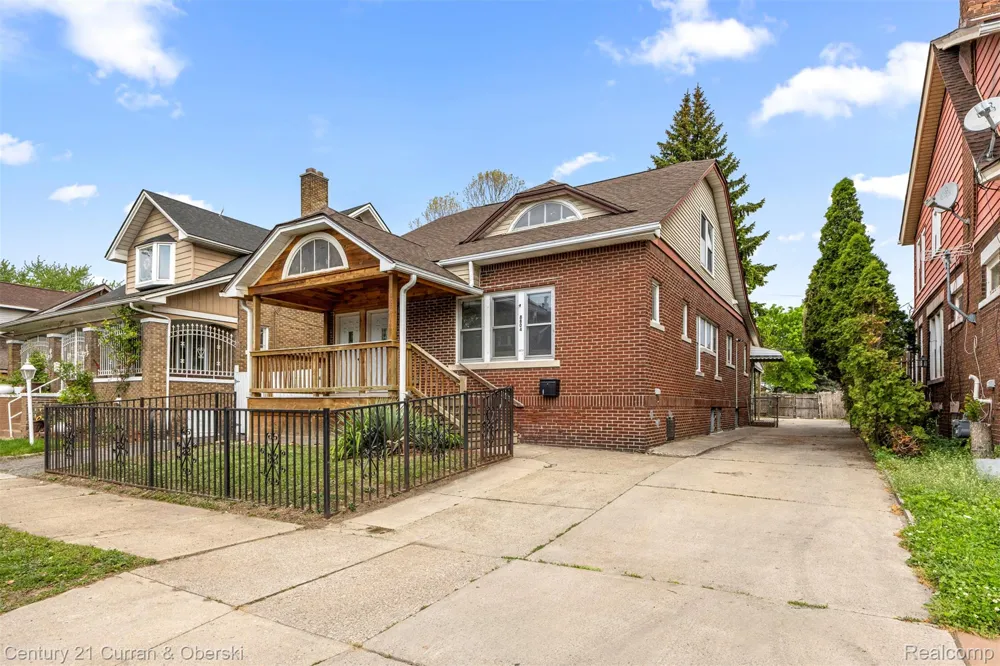 8804 Mason Place Place Detroit City, MI 48209