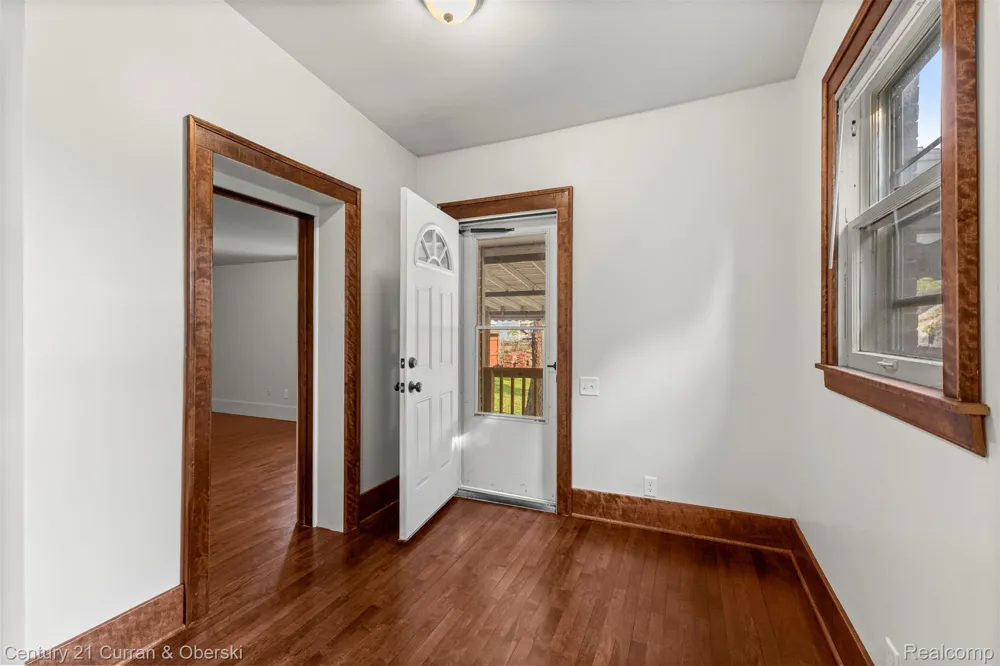 8804 Mason Place Place Detroit City, MI 48209
