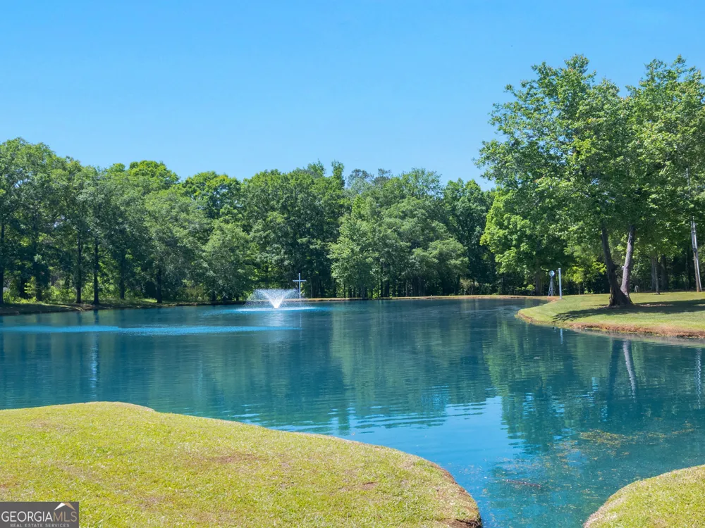 445 Patterson RD Griffin, GA 30223