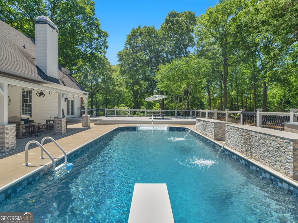 445 Patterson RD Griffin, GA 30223