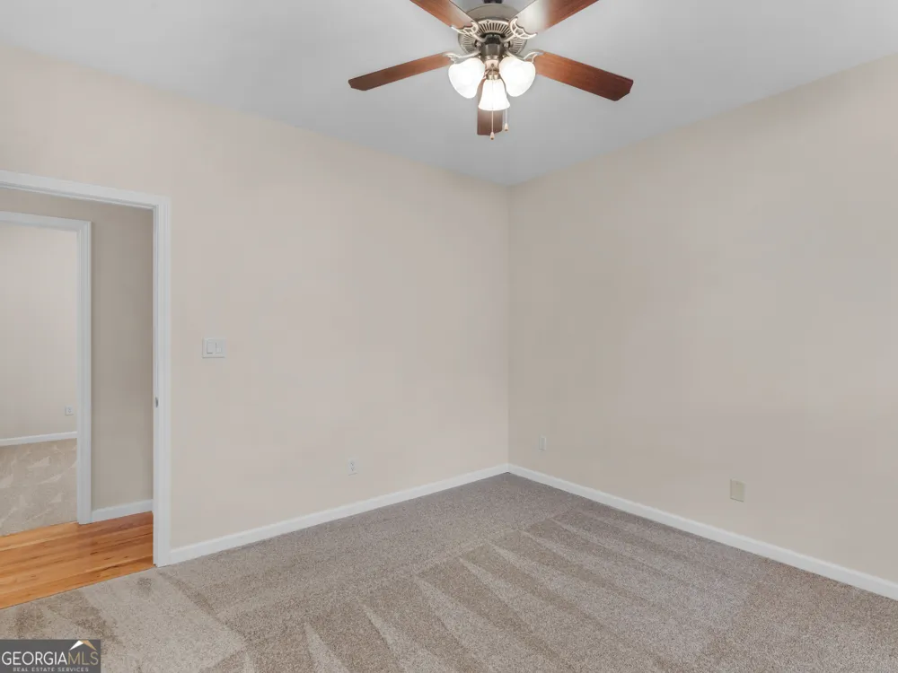 445 Patterson RD Griffin, GA 30223