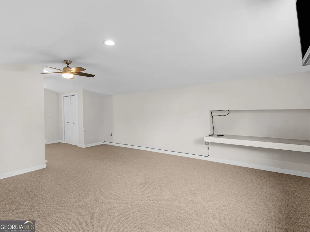 445 Patterson RD Griffin, GA 30223