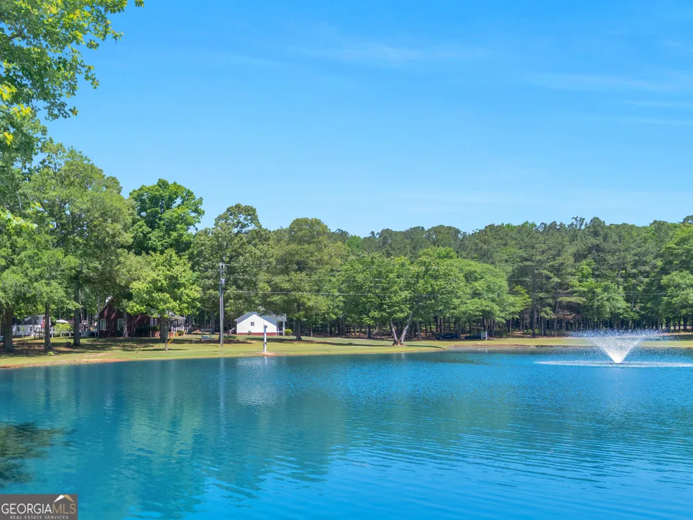 445 Patterson RD Griffin, GA 30223