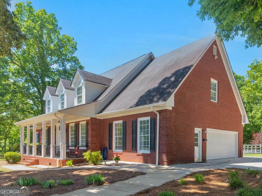 445 Patterson RD Griffin, GA 30223