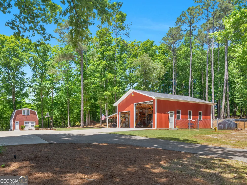 445 Patterson RD Griffin, GA 30223