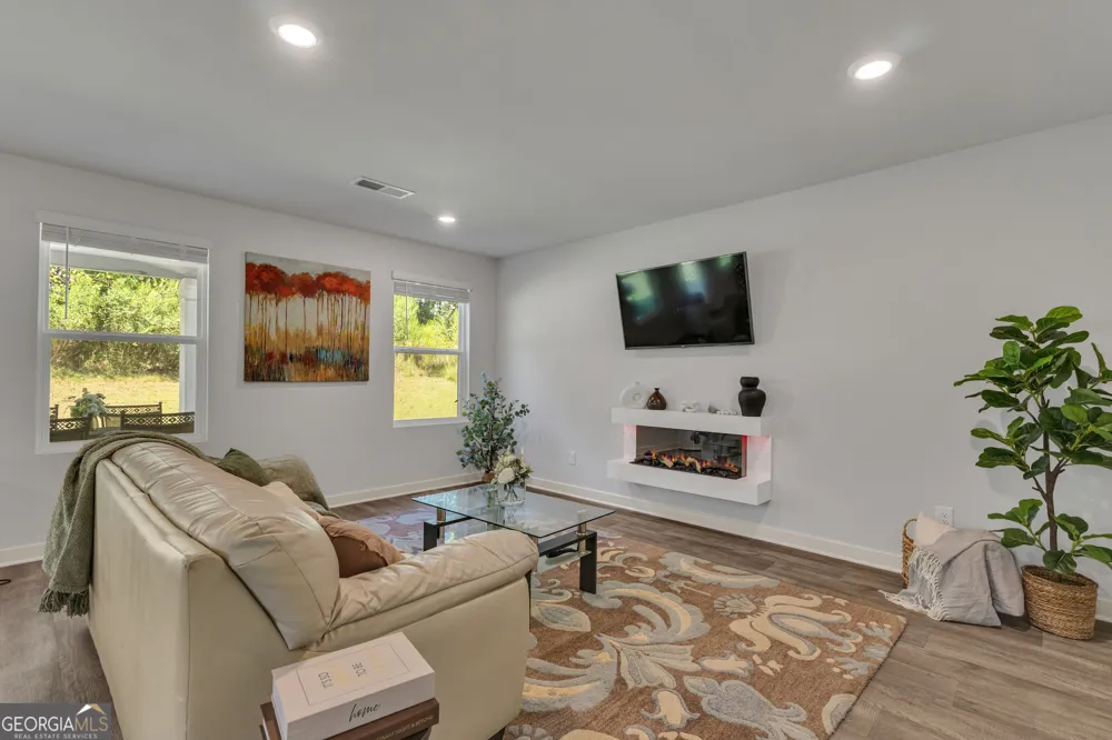 706 Windstream DR LaGrange, GA 30241