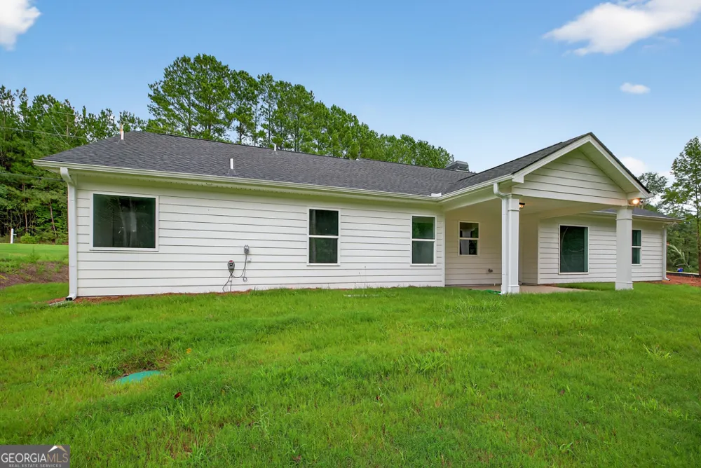 143 Wards Creek RD Toccoa, GA 30577