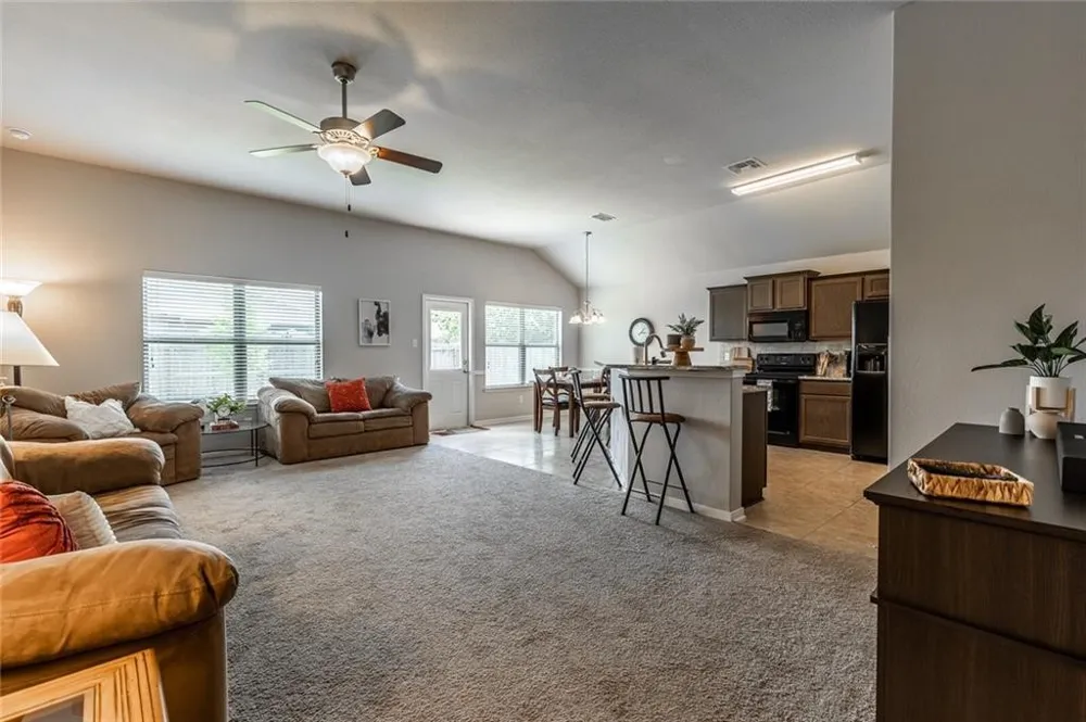 8125 Bridgepointe Drive Temple, TX 76502