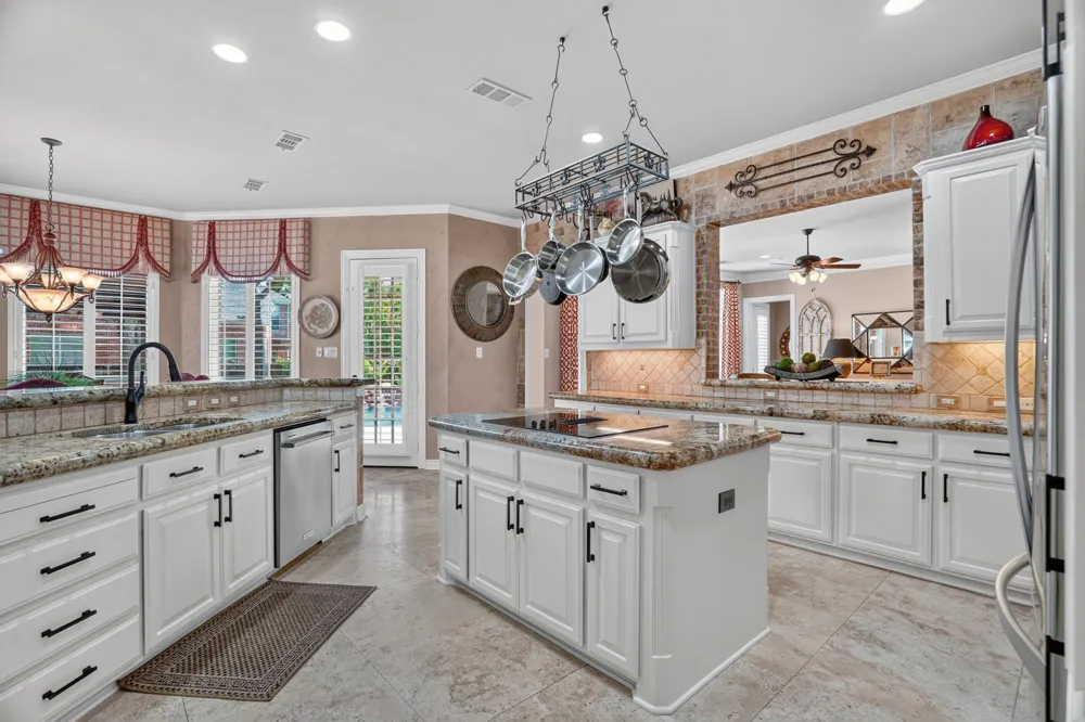 4816 Pack Saddle Way Flower Mound, TX 75028