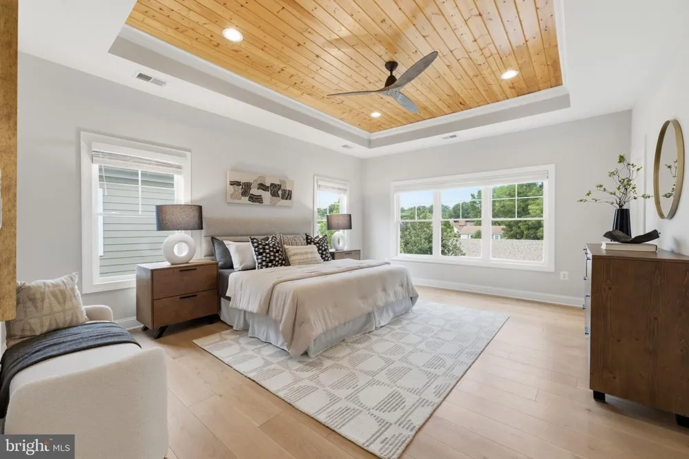 2707 1ST STREET S Arlington, VA 22204