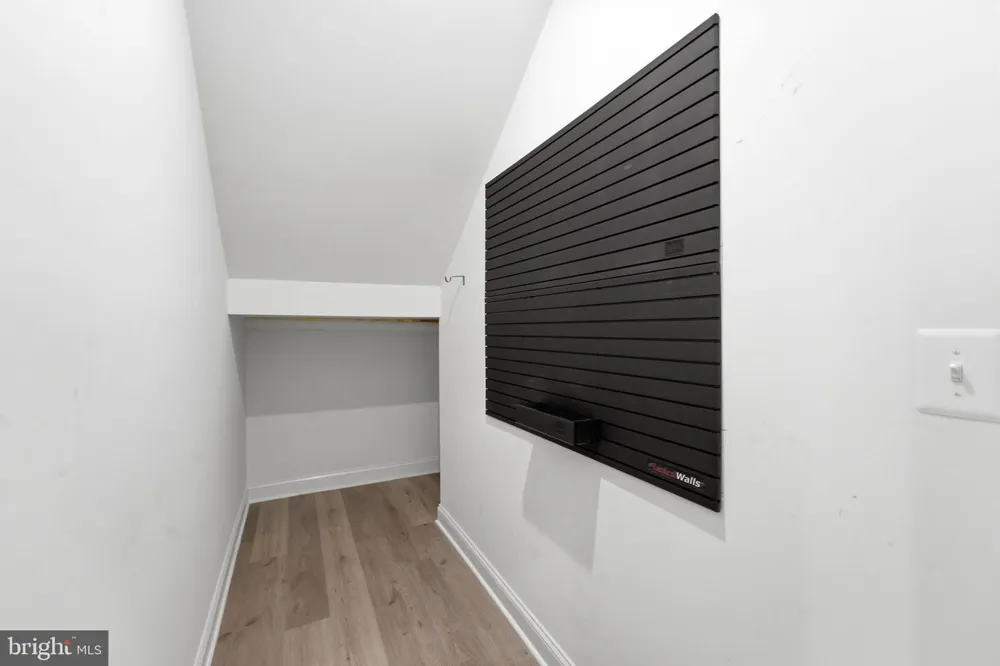 2707 1ST STREET S Arlington, VA 22204