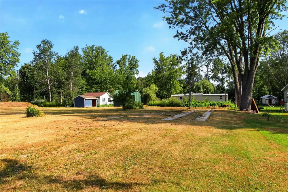 8048 17 Mile Road Rodney, MI 49342