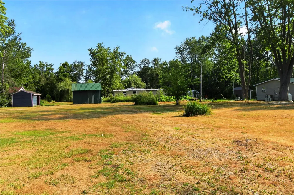 8048 17 Mile Road Rodney, MI 49342