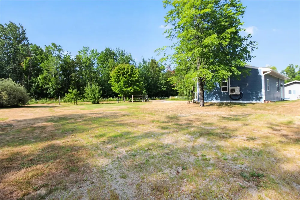 8048 17 Mile Road Rodney, MI 49342