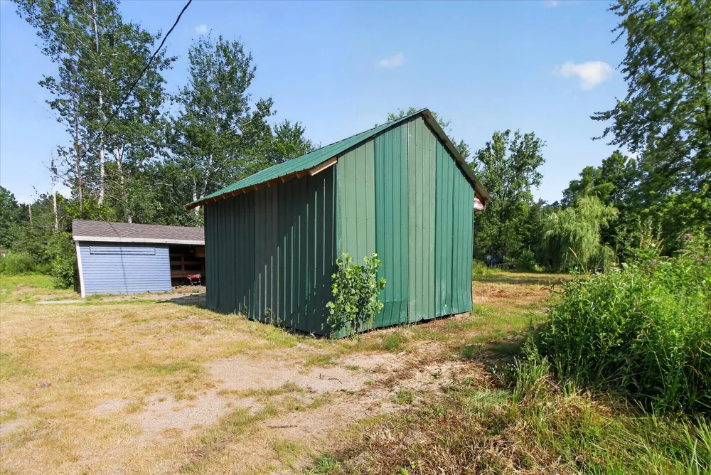 8048 17 Mile Road Rodney, MI 49342