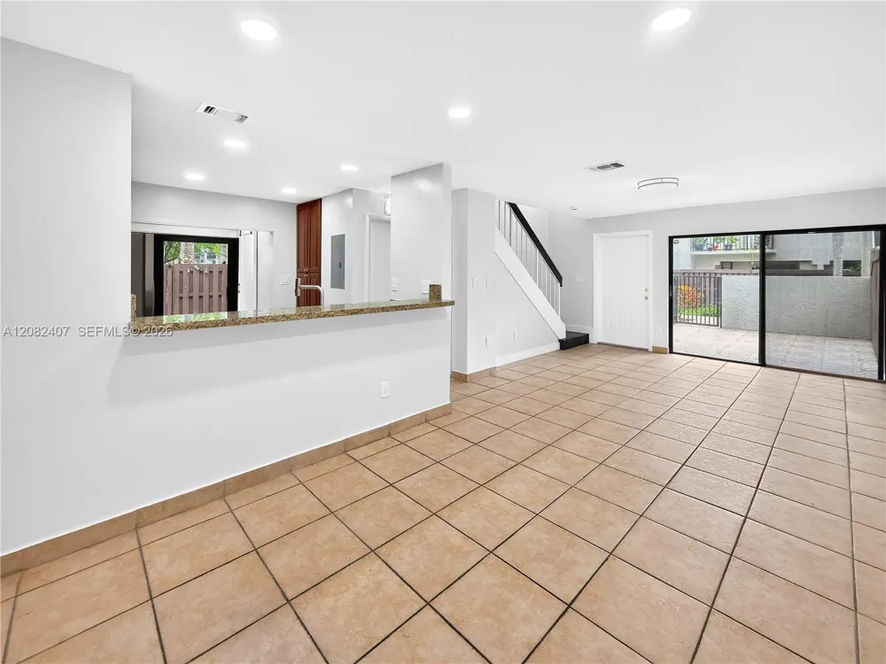 10505 SW 153rd Ct #6 Miami, FL 33196