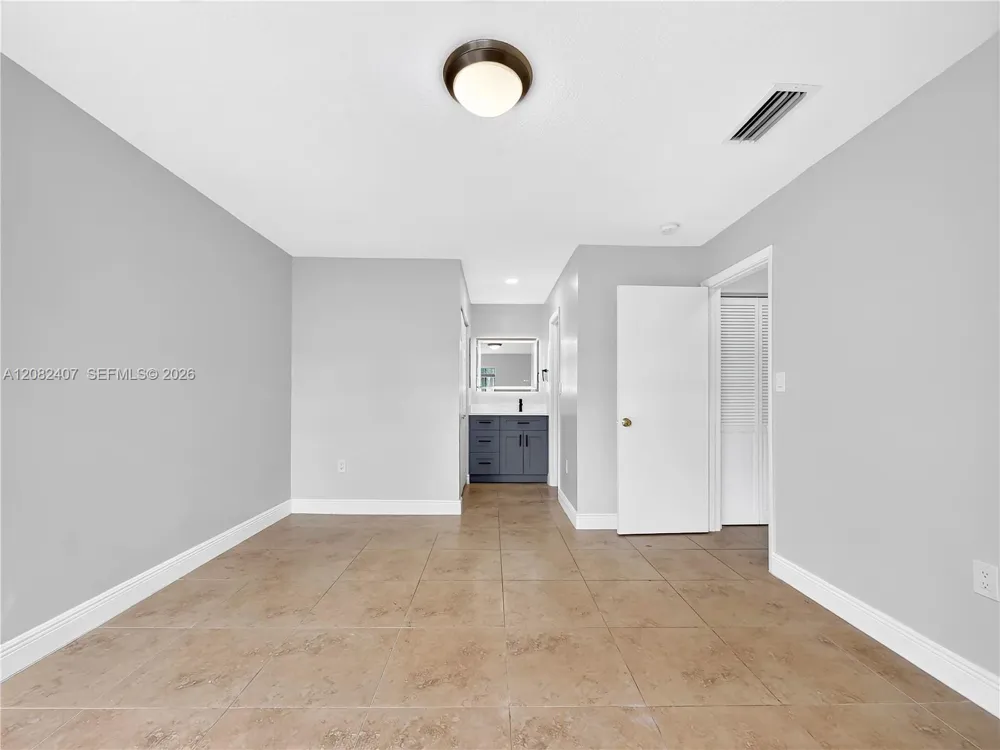 10505 SW 153rd Ct #6 Miami, FL 33196