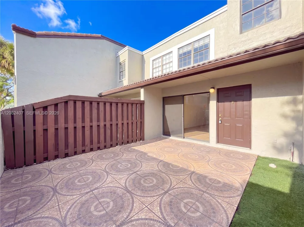 10505 SW 153rd Ct #6 Miami, FL 33196