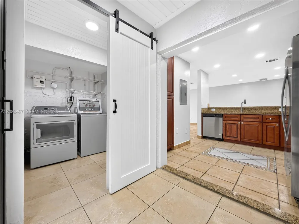 10505 SW 153rd Ct #6 Miami, FL 33196