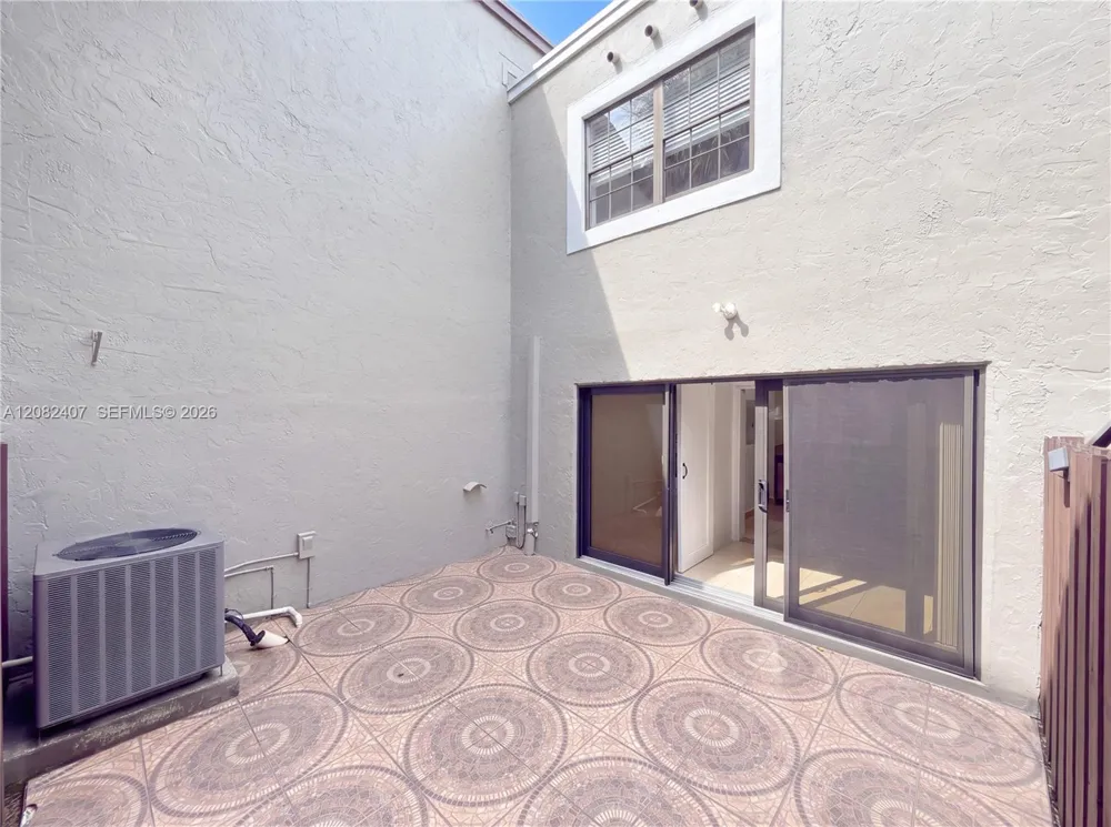 10505 SW 153rd Ct #6 Miami, FL 33196