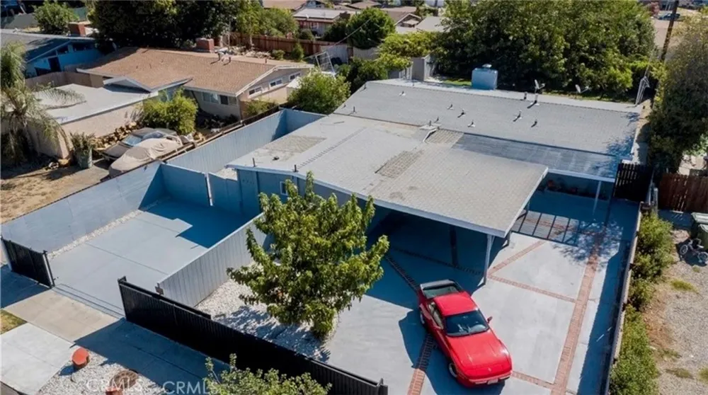 8214 Shirley Los Angeles, CA 91335