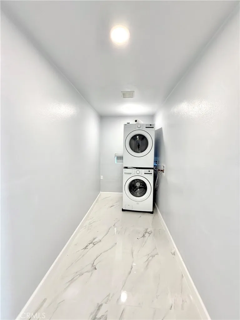17112 Ceredo Granada Hills, CA 91344