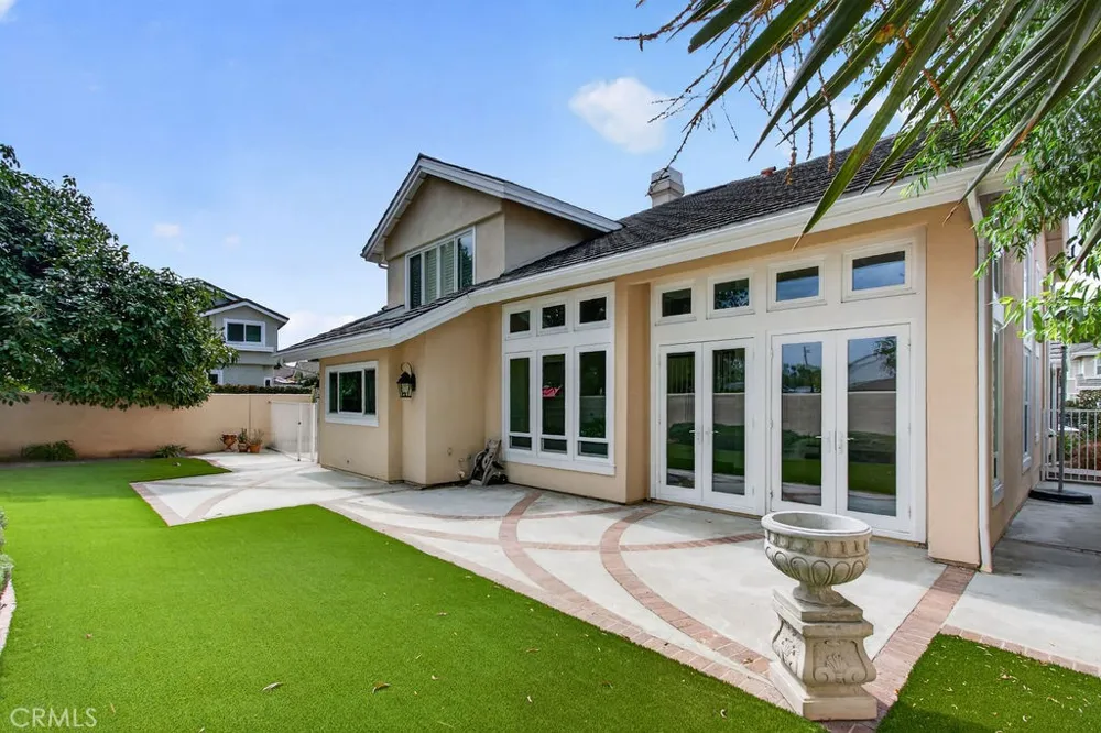 1 Bayporte Irvine, CA 92614