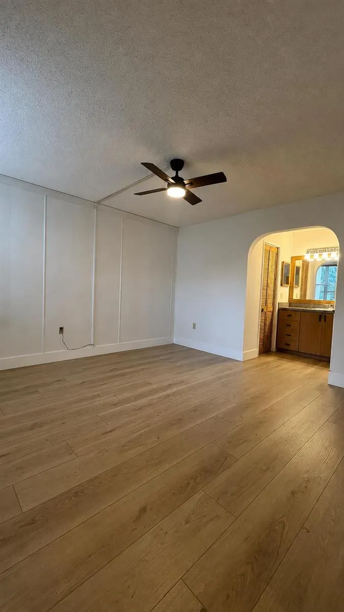9480 Tangerine Place #102 Davie, FL 33324