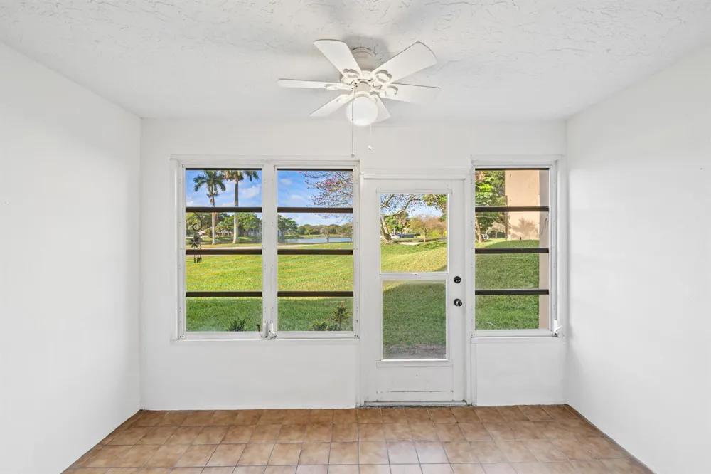 9480 Tangerine Place #102 Davie, FL 33324