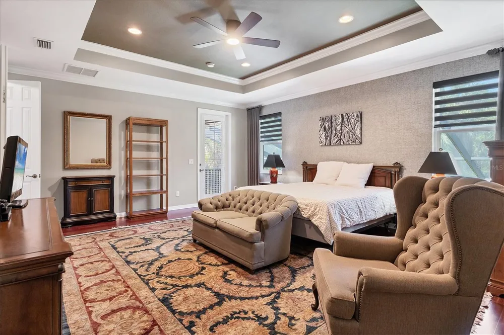 6539 37TH STREET E Sarasota, FL 34243