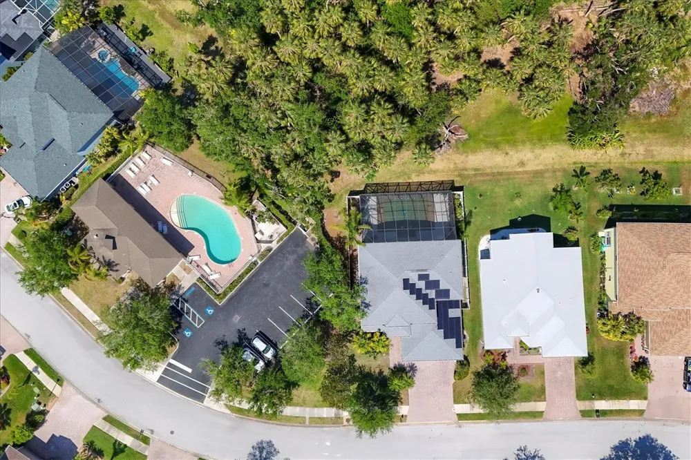 6539 37TH STREET E Sarasota, FL 34243