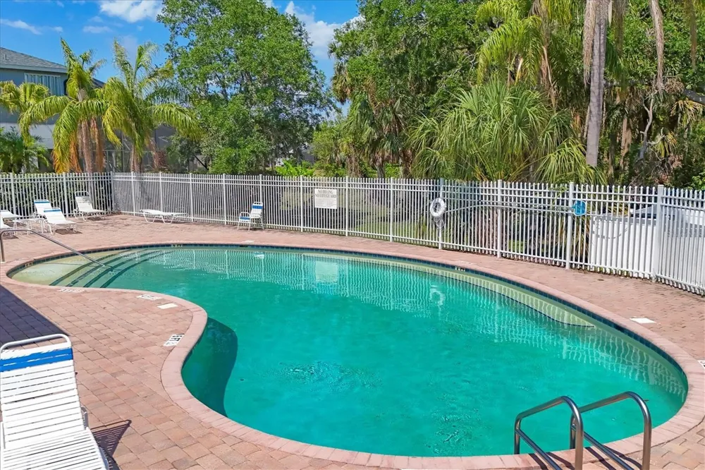 6539 37TH STREET E Sarasota, FL 34243