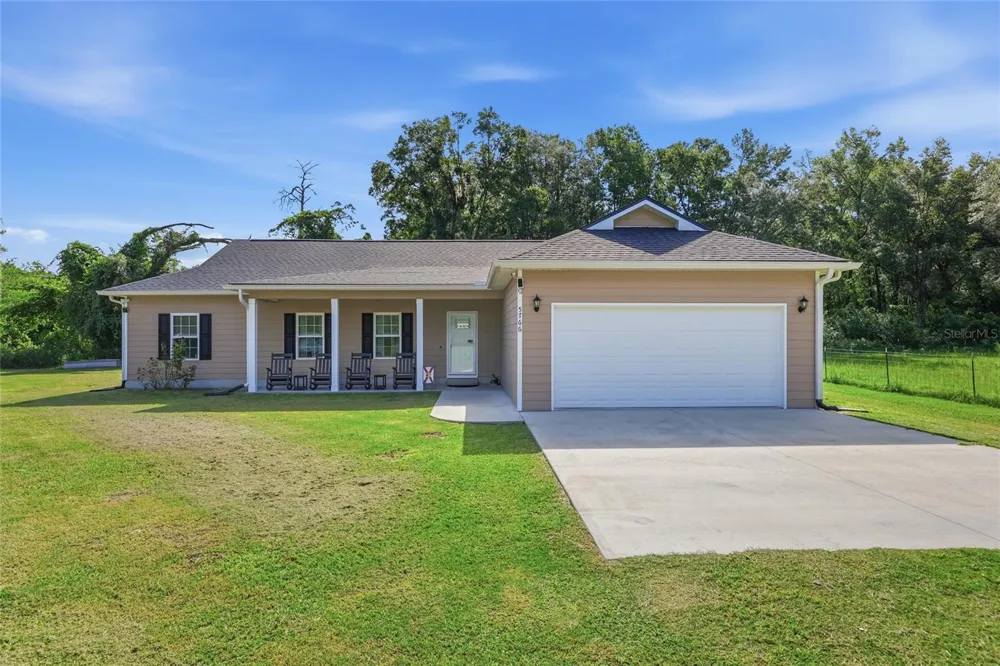 5766 SW COUNTY ROAD 18 Fort White, FL 32038