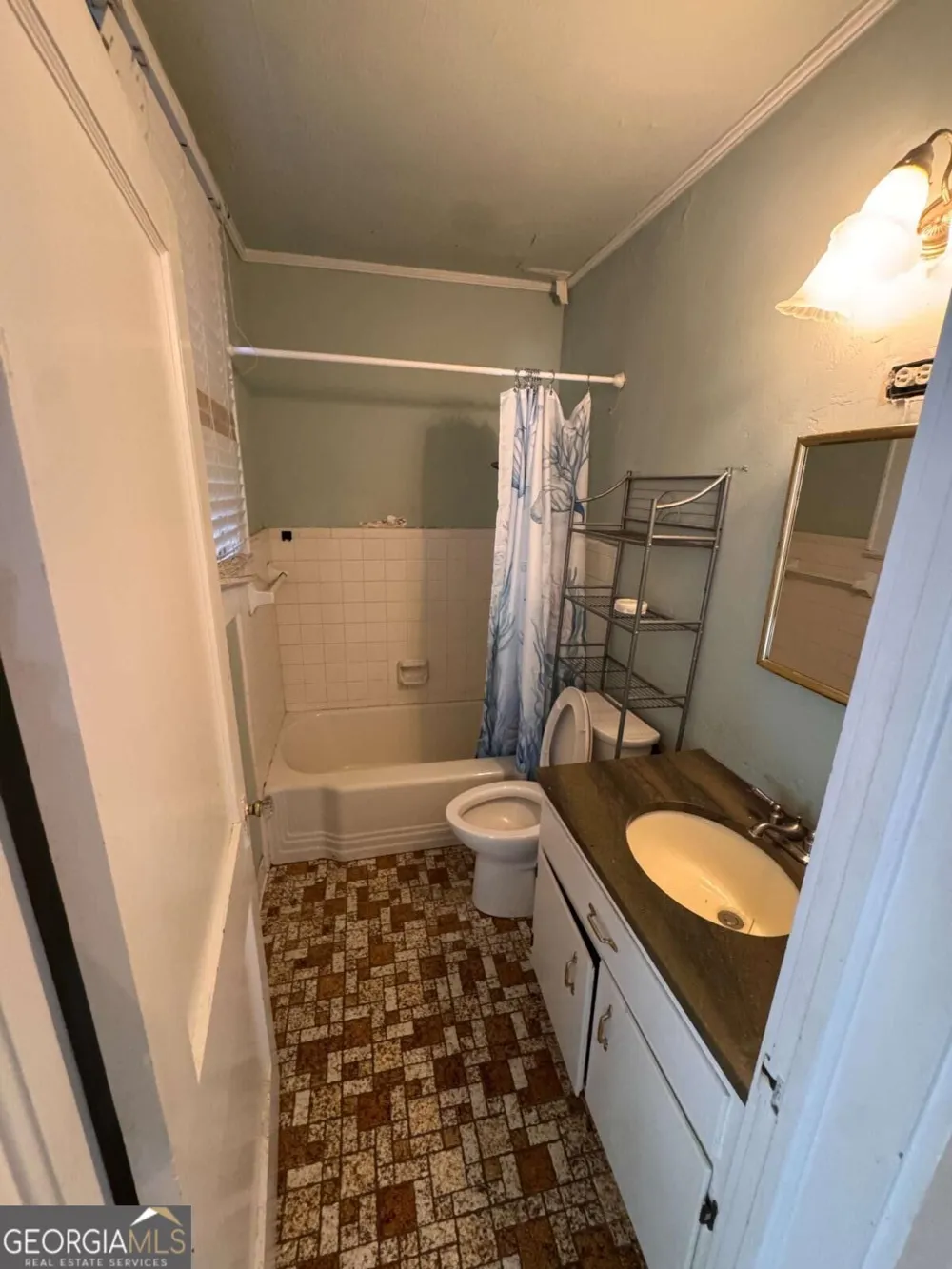 111 Edwards ST Elberton, GA 30635