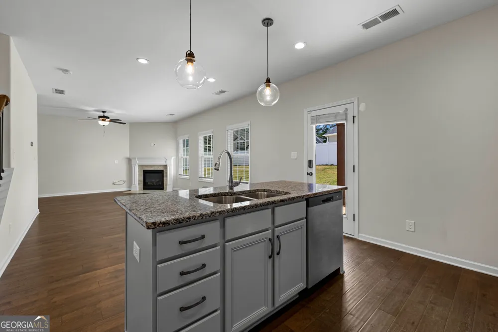 139 Ashton PL Newnan, GA 30265