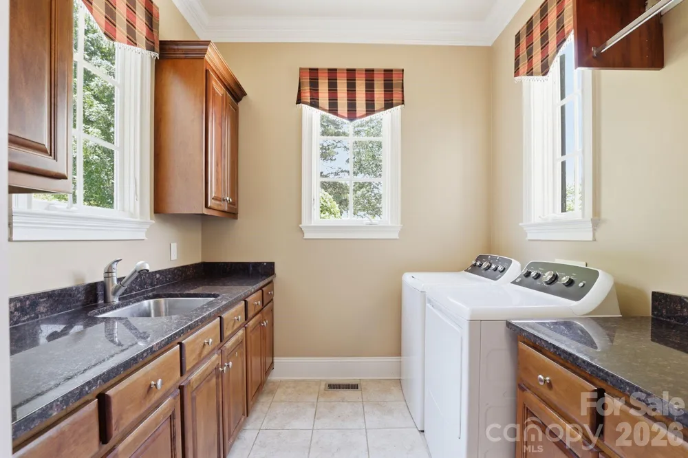 161 Cape Cod Way Mooresville, NC 28117