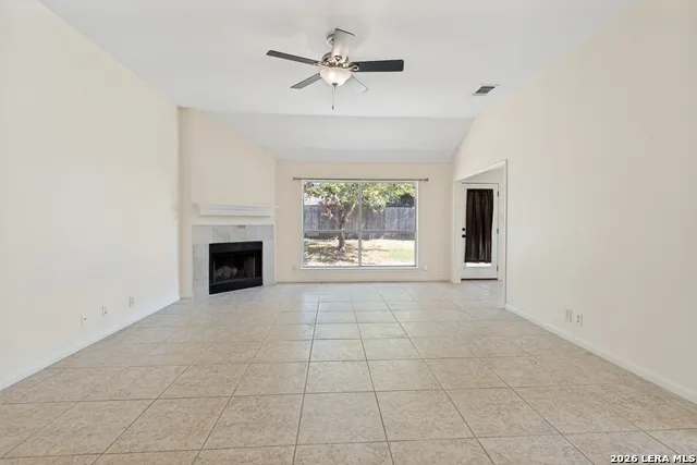 114 CIBOLO BASIN DR Boerne, TX 78006