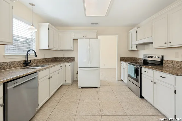 114 CIBOLO BASIN DR Boerne, TX 78006