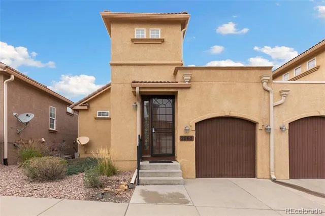 2060 Cheyenne Summer View Colorado Springs, CO 80904