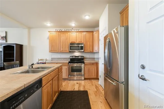 2060 Cheyenne Summer View Colorado Springs, CO 80904